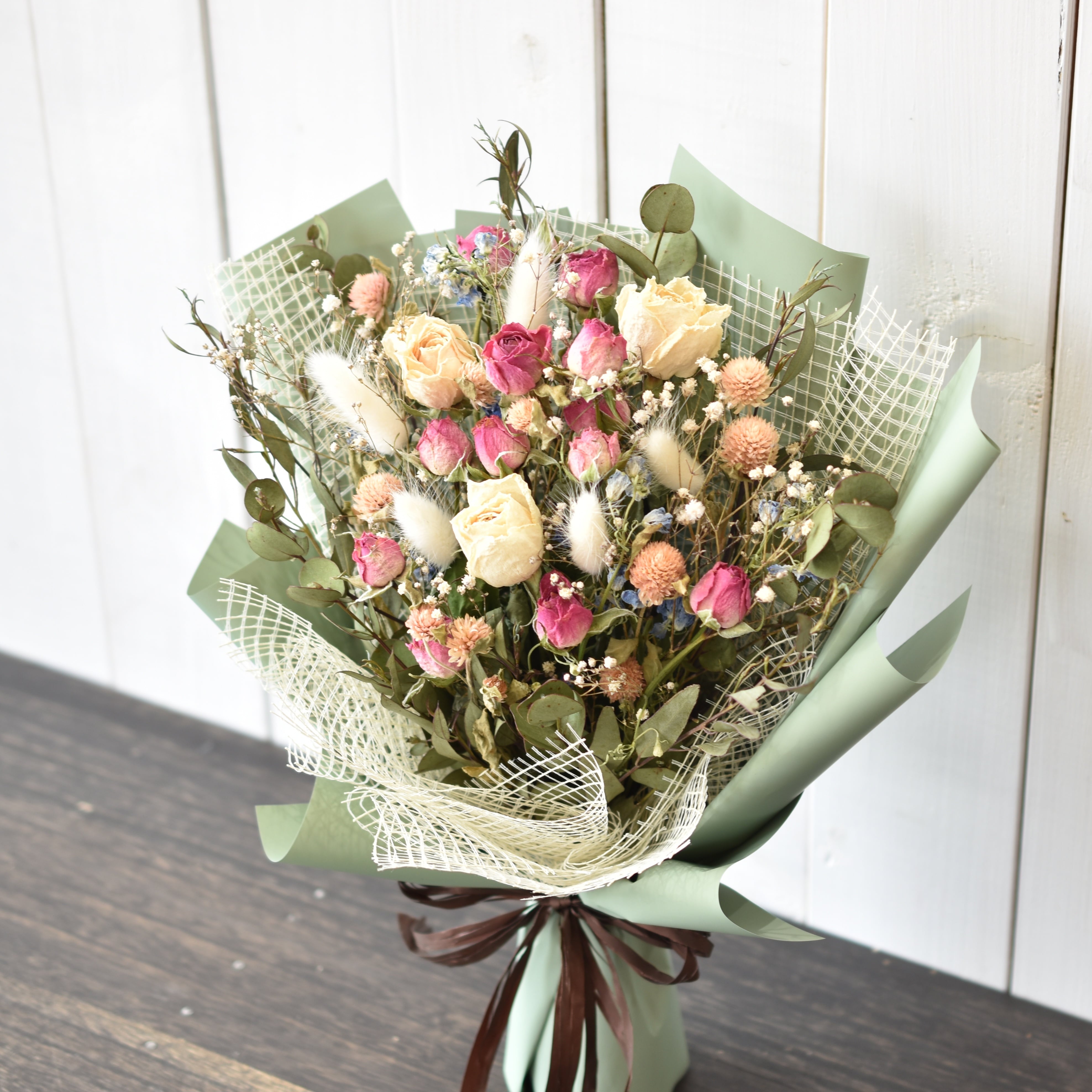 バラたっぷりのドライフラワーブーケ」 | フラワーブティックはなむら