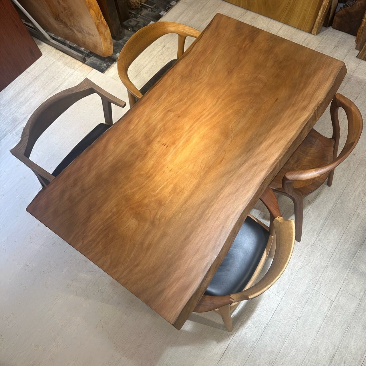 千年家具 - 一枚板 テーブル専門店