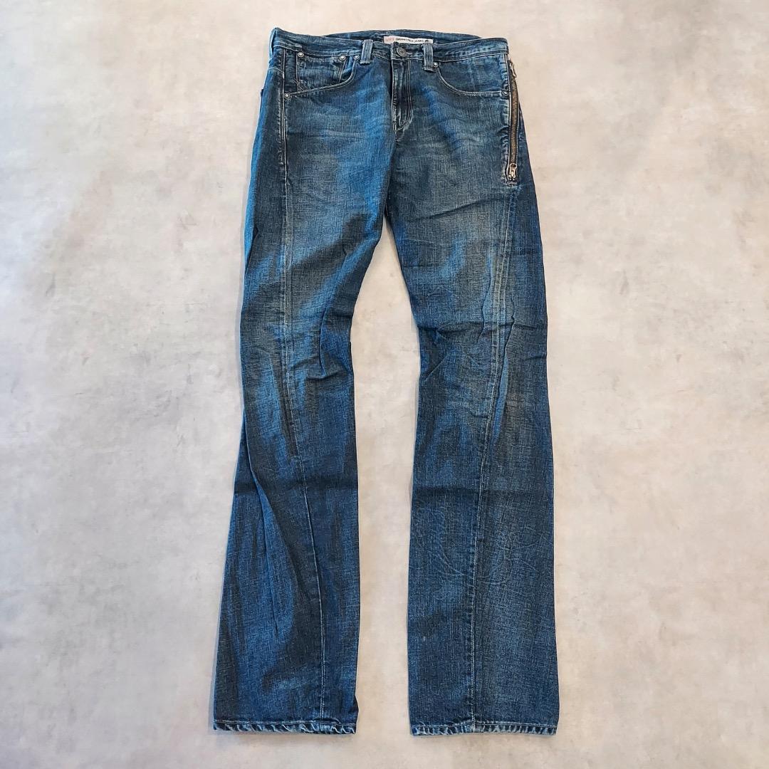リーバイス エンジニアード ジーンズ W32 00s 青 古着 立体 17823