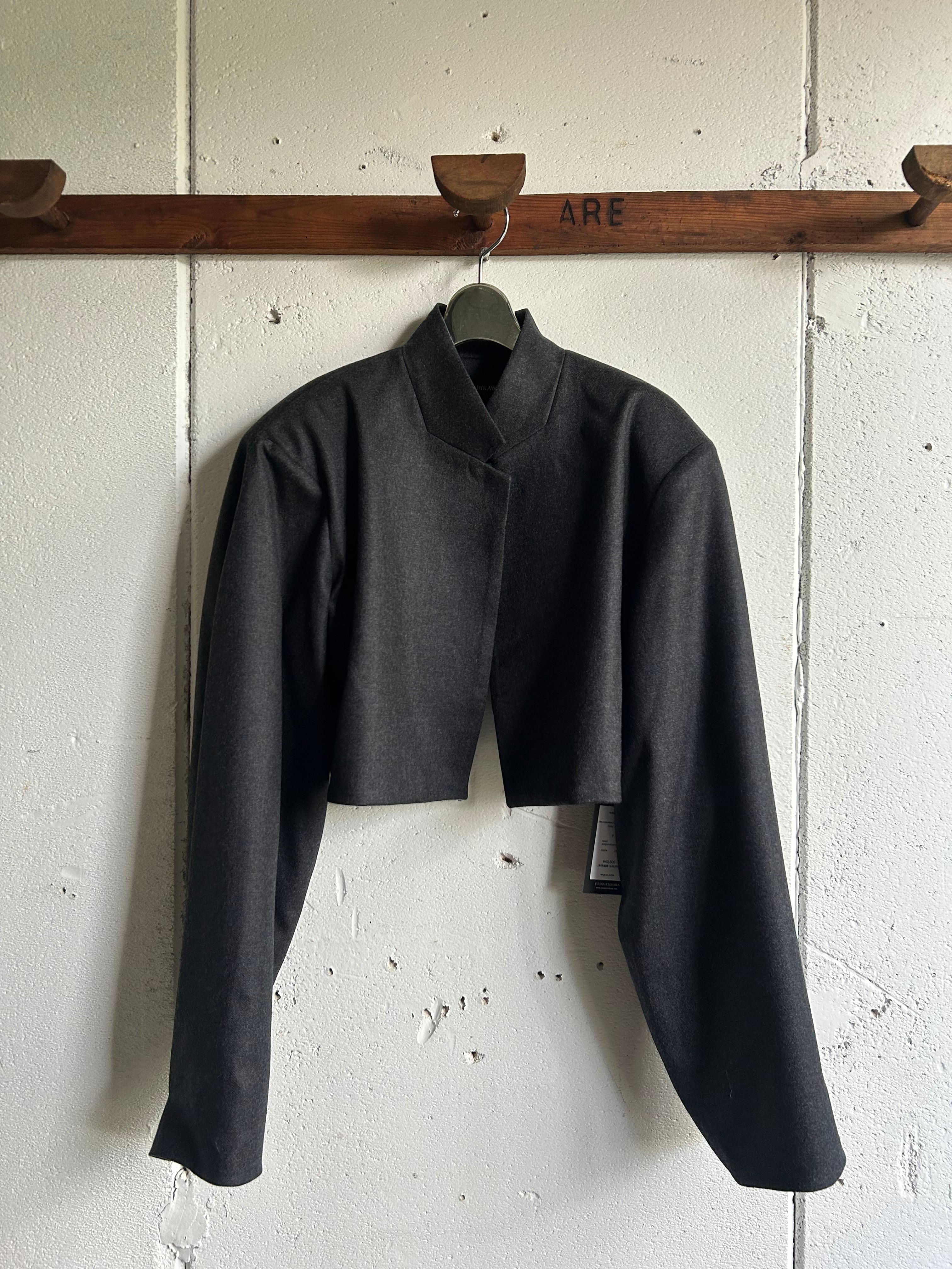 yuunaichikawa back seamless tuck sleeve jacket