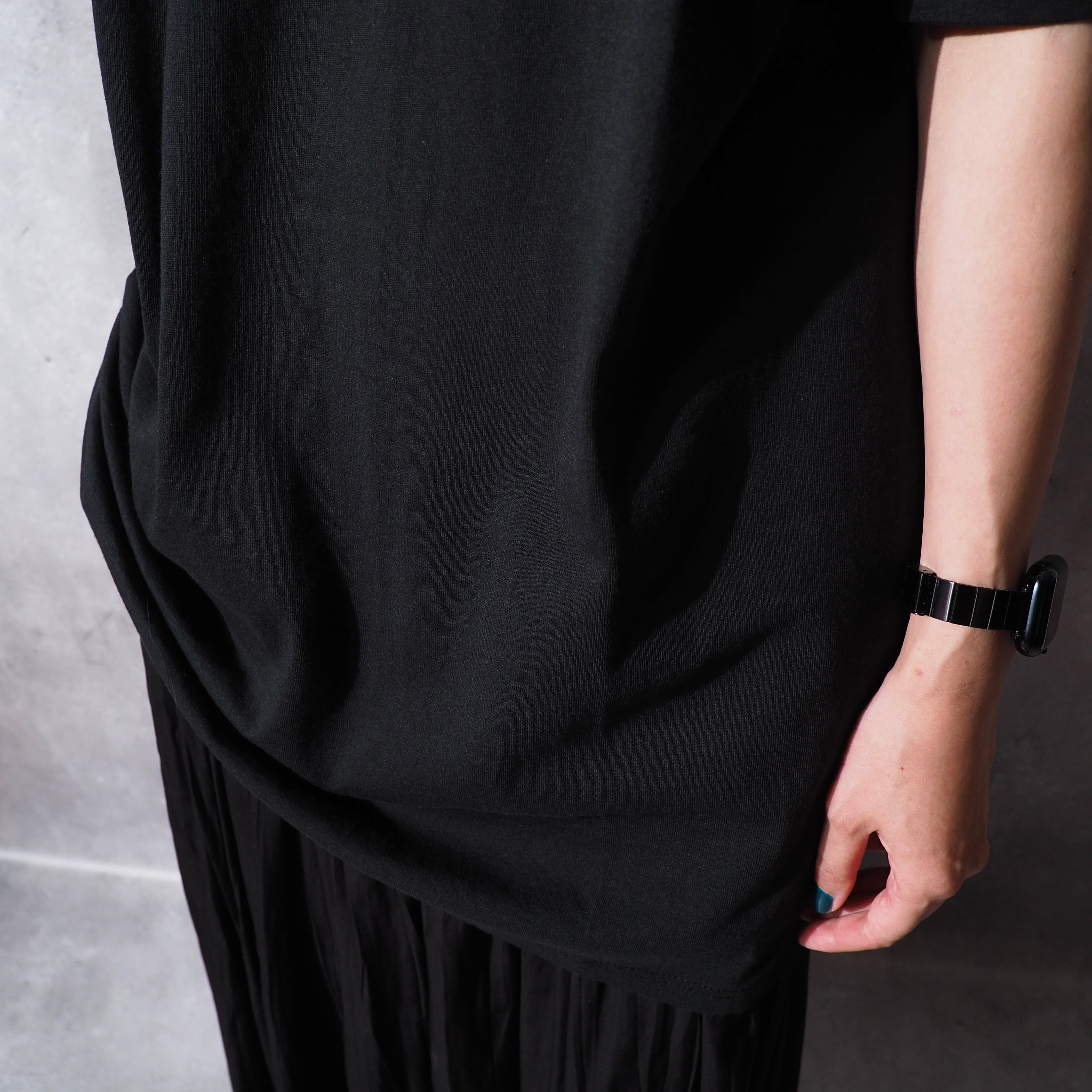 1990s ” RED WOLF ” wolf face printed black Tee (made in Usa)