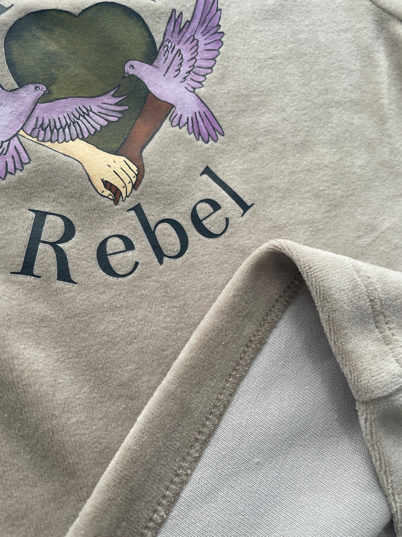 残り1点( 110/116 ) Kind Rebel / Kind Rebel velvet T-shirt