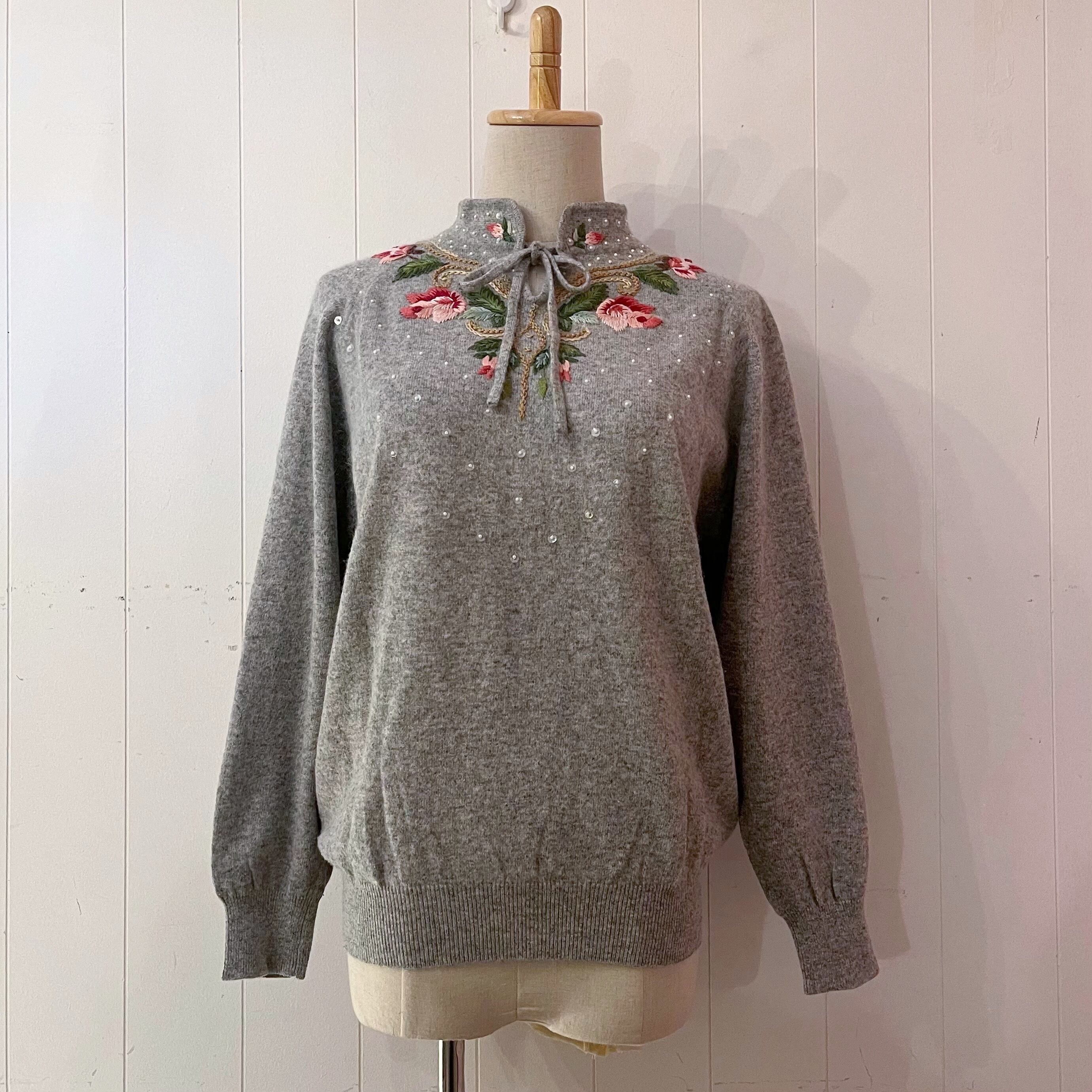 flower beads neck ribbon knit sweater