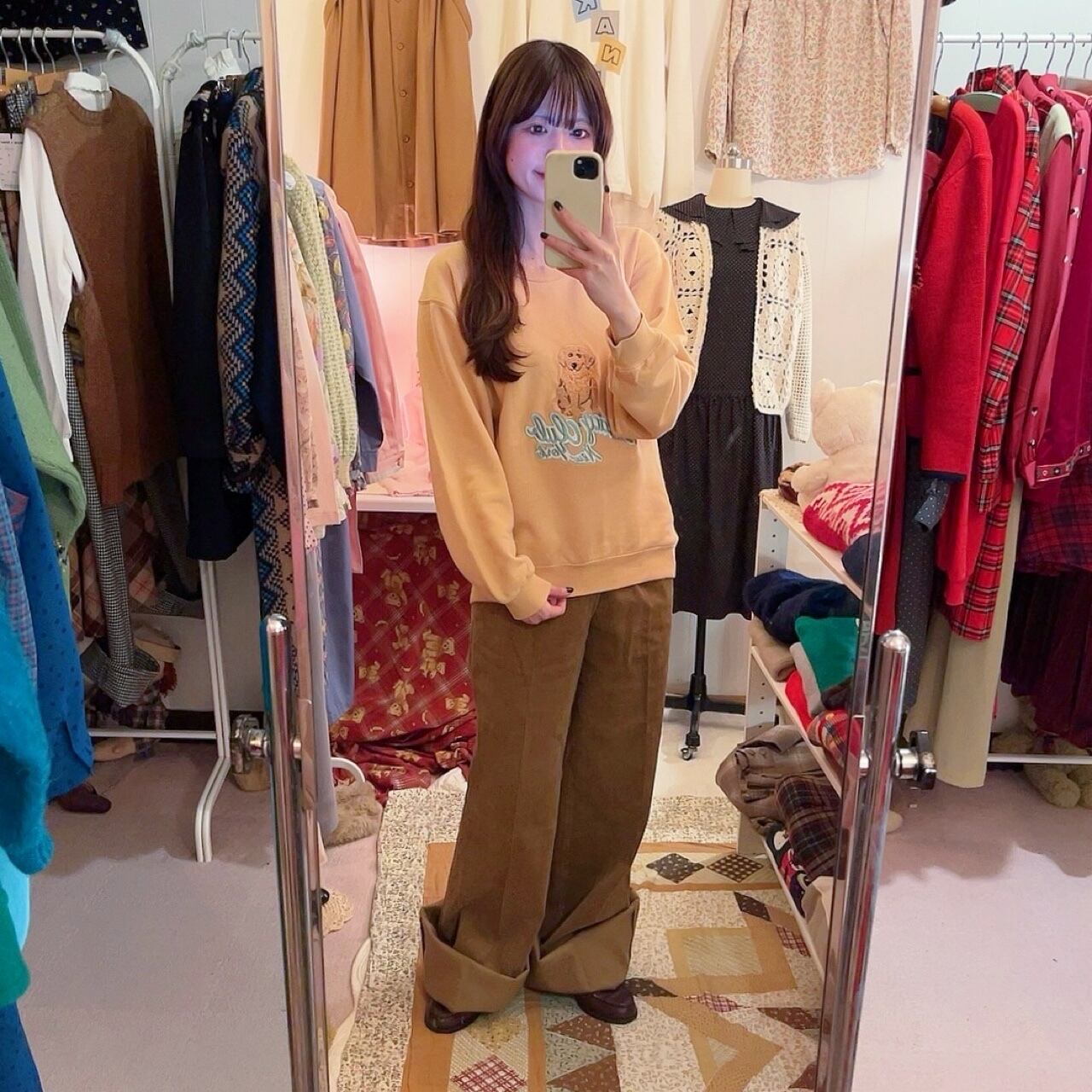 dog embroidery orange sweat