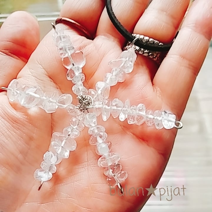 雪の結晶 イメージ 水晶の六芒星 ネックレス オーナメント バッグ