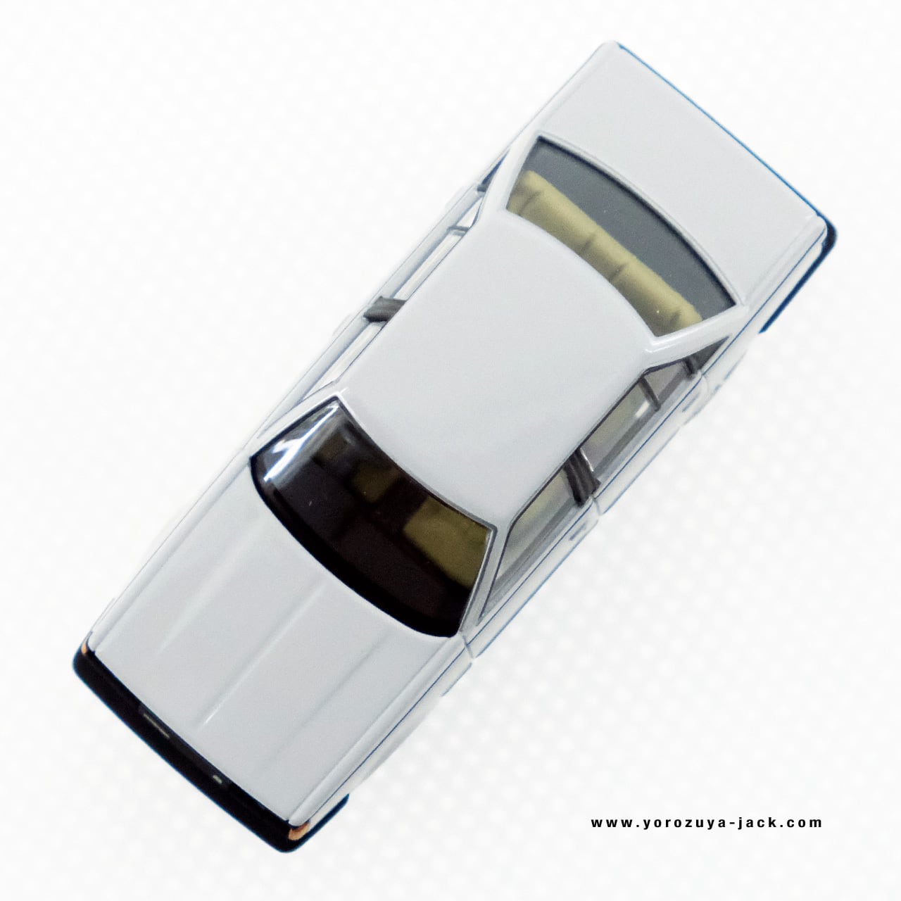 トミカリミテッドヴィンテージネオ LV-N68a トヨタ カリーナ 1500 SG