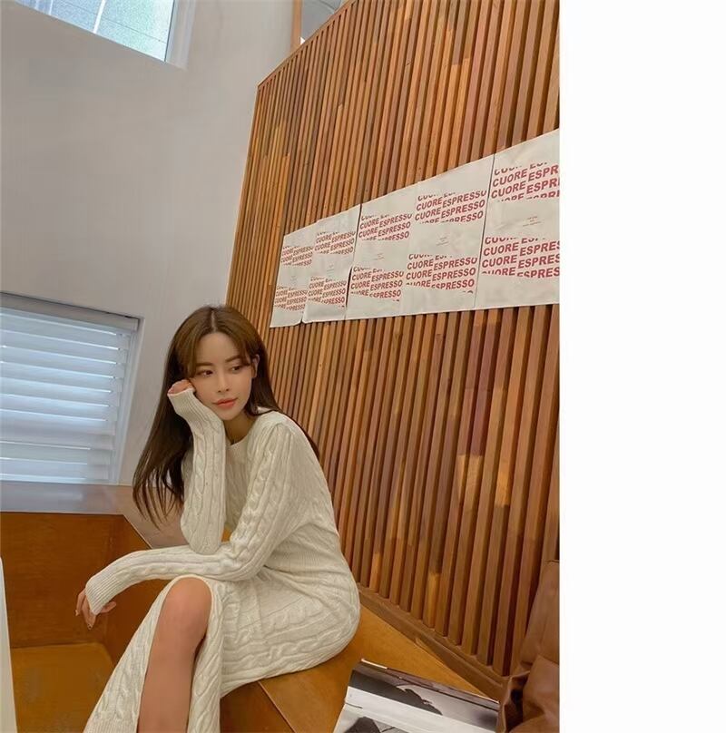 フロントスリットニットワンピ　AJ1079-8068