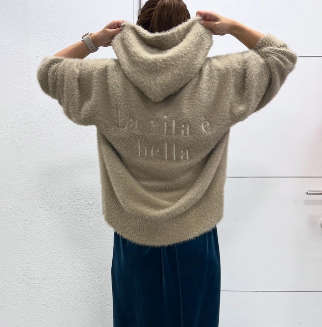 ロージー  Rosiee バックロゴ刺繍シャギーフーディーKnit