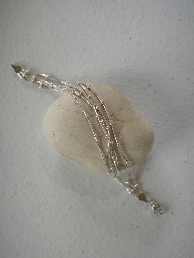 <vintage>many chain beads breceret