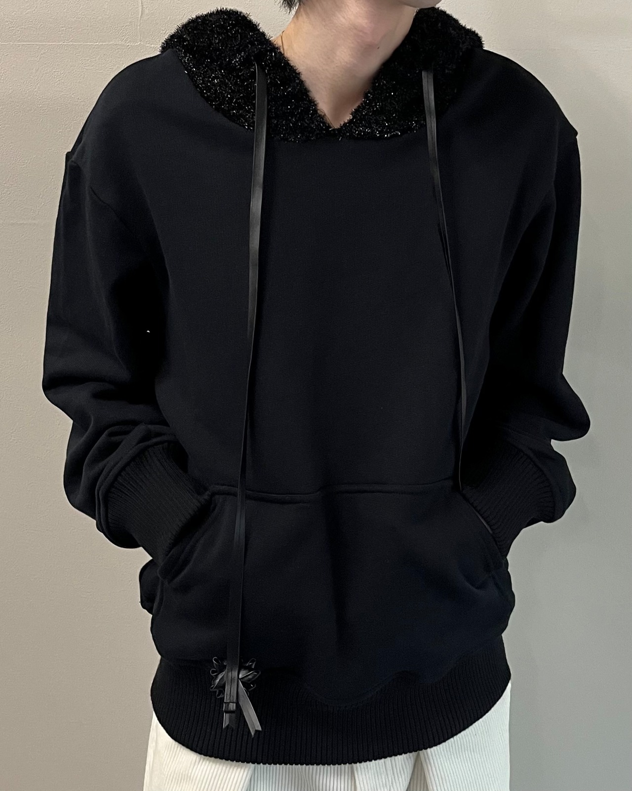 【26/AW Oscar Ouyang】Black/Black knit sparkly sleeping hat hoodie