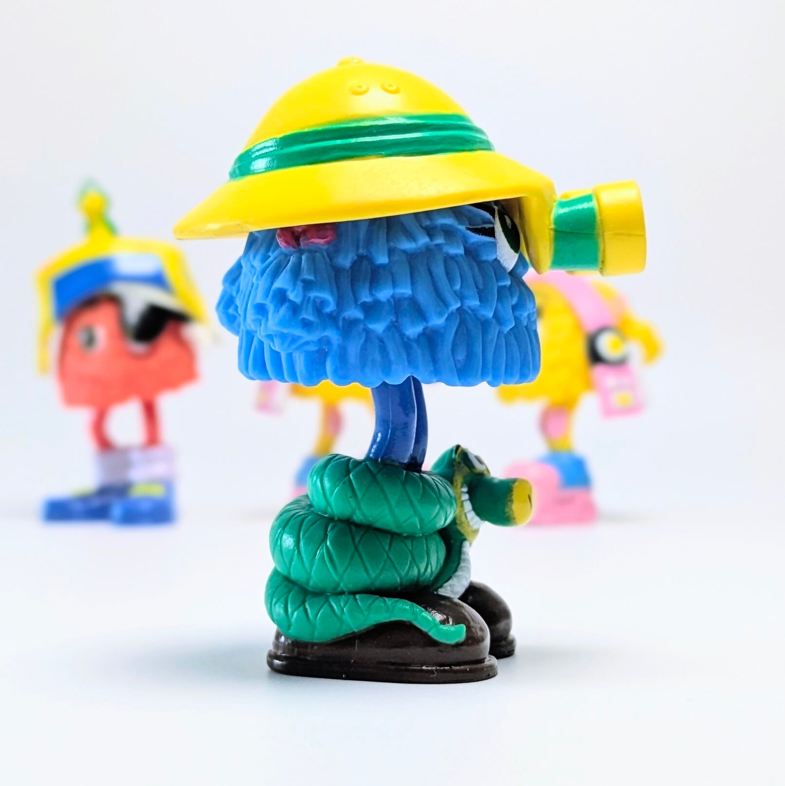 ♧☆VINTAGE 1989☆【 McDonald's / マクドナルド 】1989 McDonald's Happy Meal Toy "Funny Fry Friends" 『 Tracker (トラッカー) / 探検家』Happy Meal Toy / ミールトイ / フライキッズ / フライガイ / フライガール 〚アメリカン雑貨 アメトイ〛