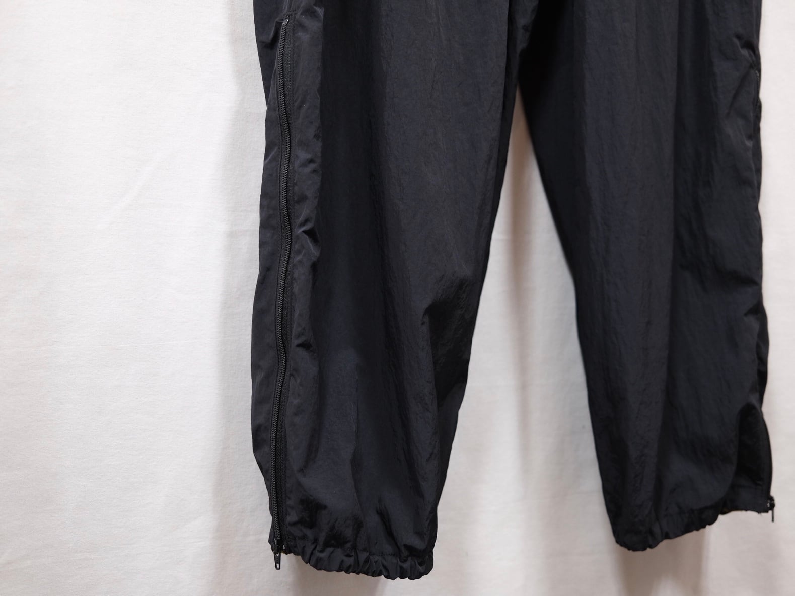 DIGAWEL” Side zip Nylon Pants Black” | Lapel online store