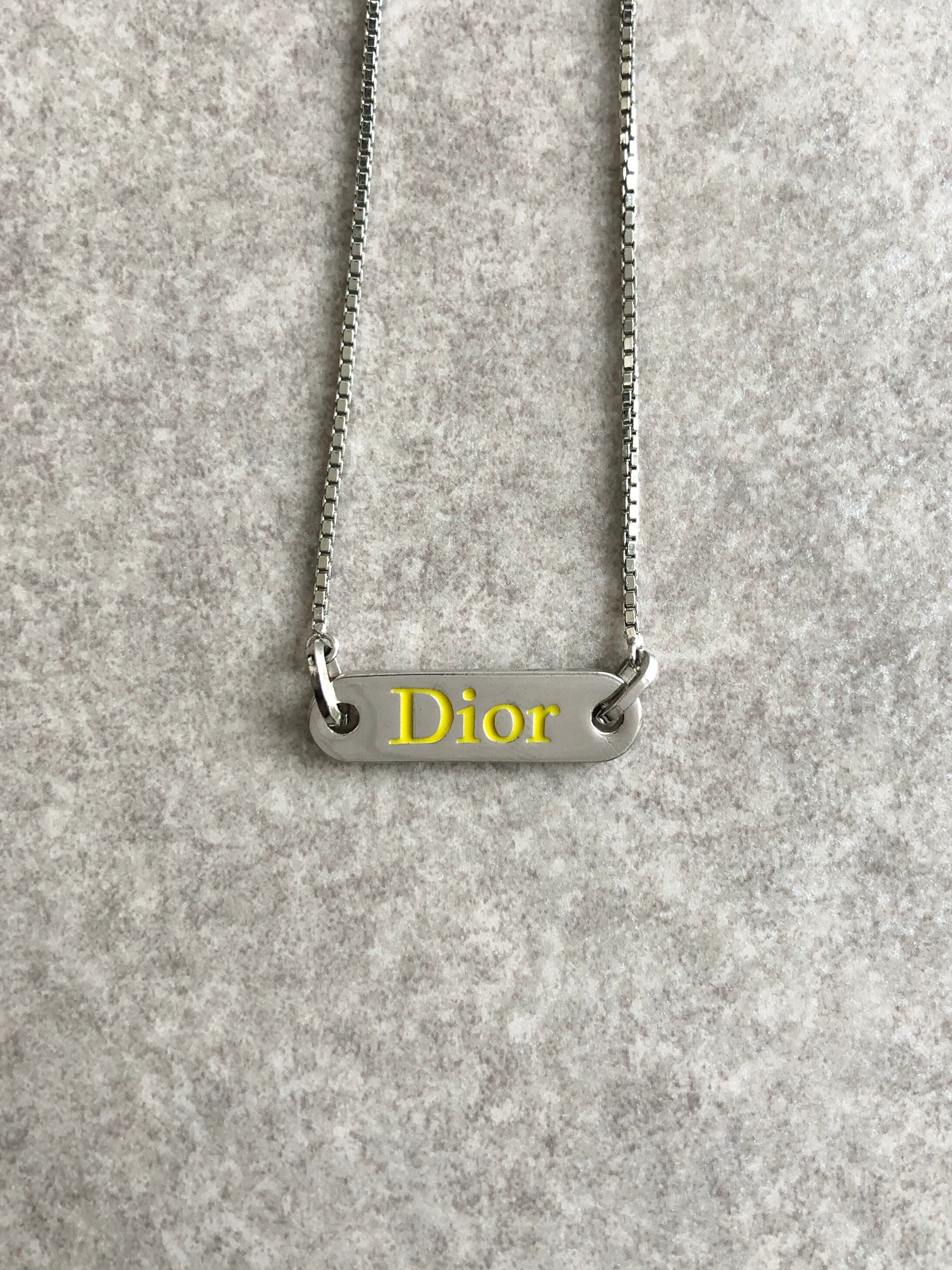 Christian Dior シルバーネックレス Christian Dior シルバーネックレス 未使用