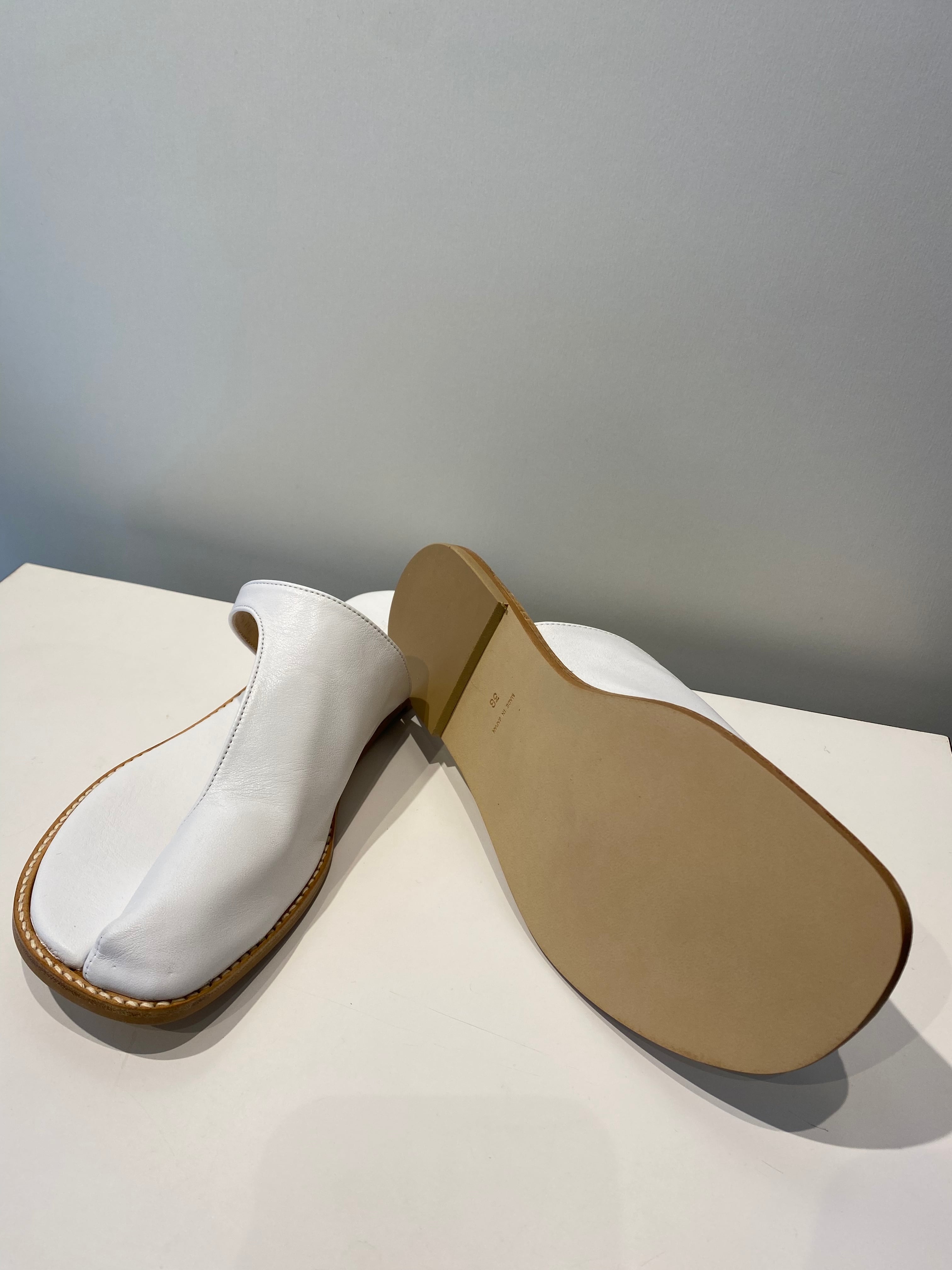 FUMIE＝TANAKA cover finger sandal | AAR