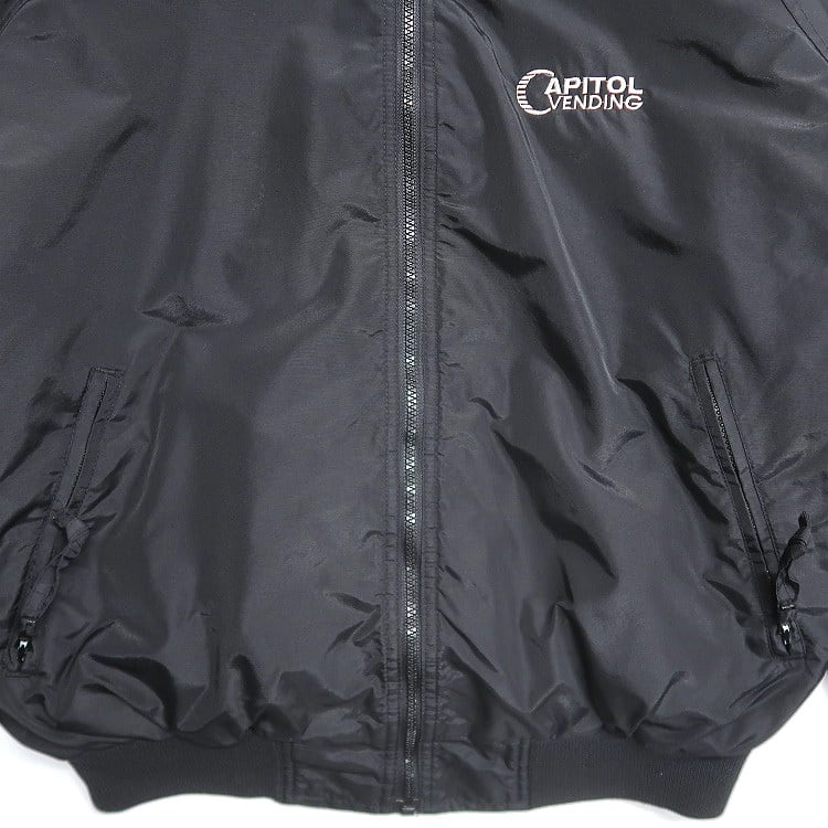 古着 TRI-MOUNTAIN 企業ロゴ 刺繍 ナイロン ジップアップジャケット