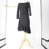 社交ダンス 衣装 ラテン ドレス ワンピース レッスンウェア パーティドレス Leirena レイリーナ 黒 ブラック系 無地 シンプル アシメ アシンメトリーデザイン 伸縮性 ポリエステル ポリウレタン ファスナー仕様 洗練されたデザイン レディース おしゃれ コスチューム ダンスウェア エレガント パーティー 舞台服 体型カバー