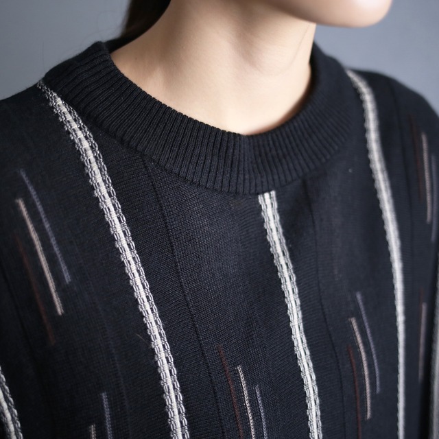 3D line knit pattern XXXL over size sweater