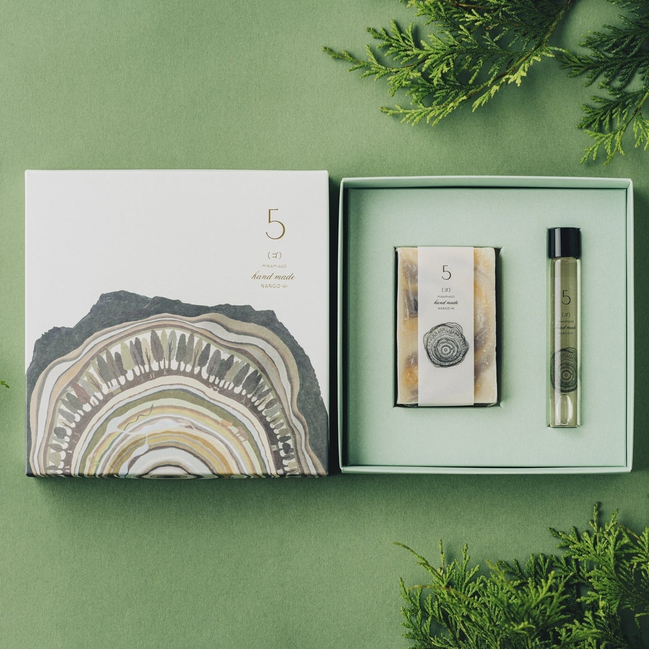 5(ゴ) 南郷檜石鹸&フレグランスオイルセット