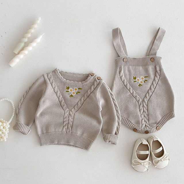 【BABY&KID】秋作小花刺繍ニットorサロペット