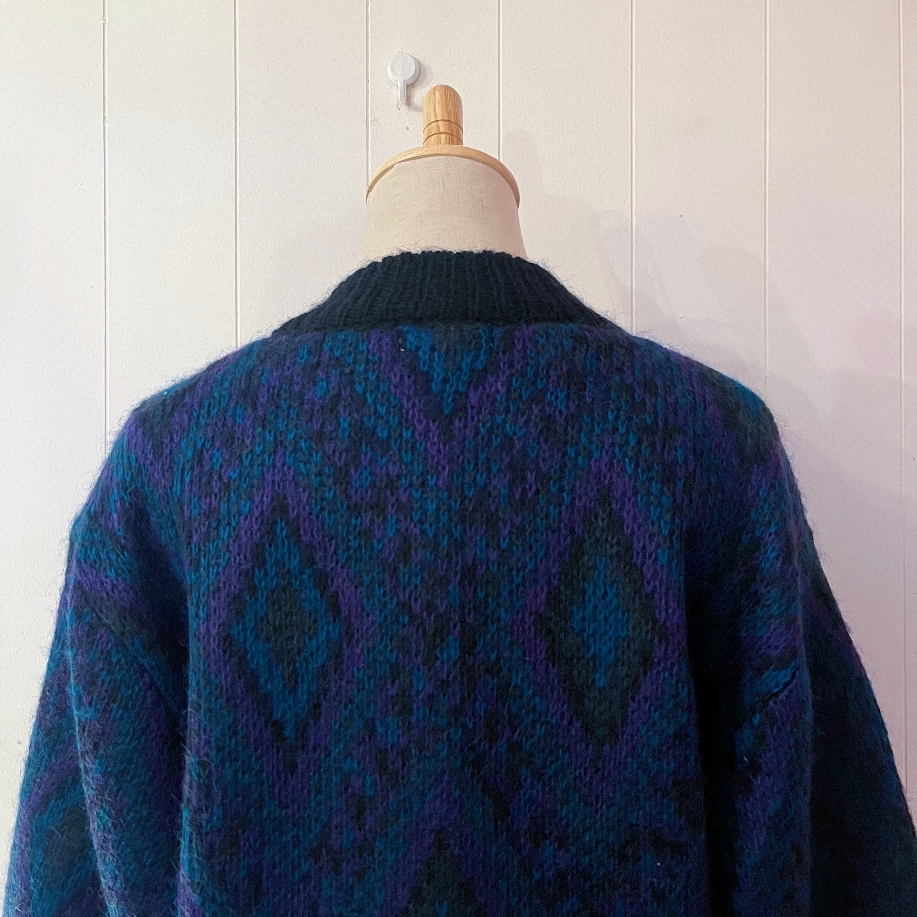 blue diamond liner knit cardigan