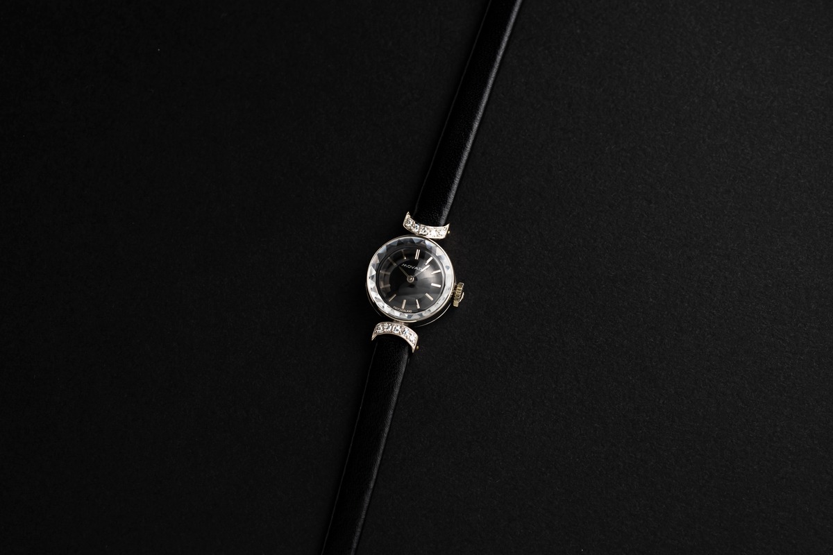 MOVADO（モバード）/ レディースカットガラス/手巻き式 | INTERZERO 