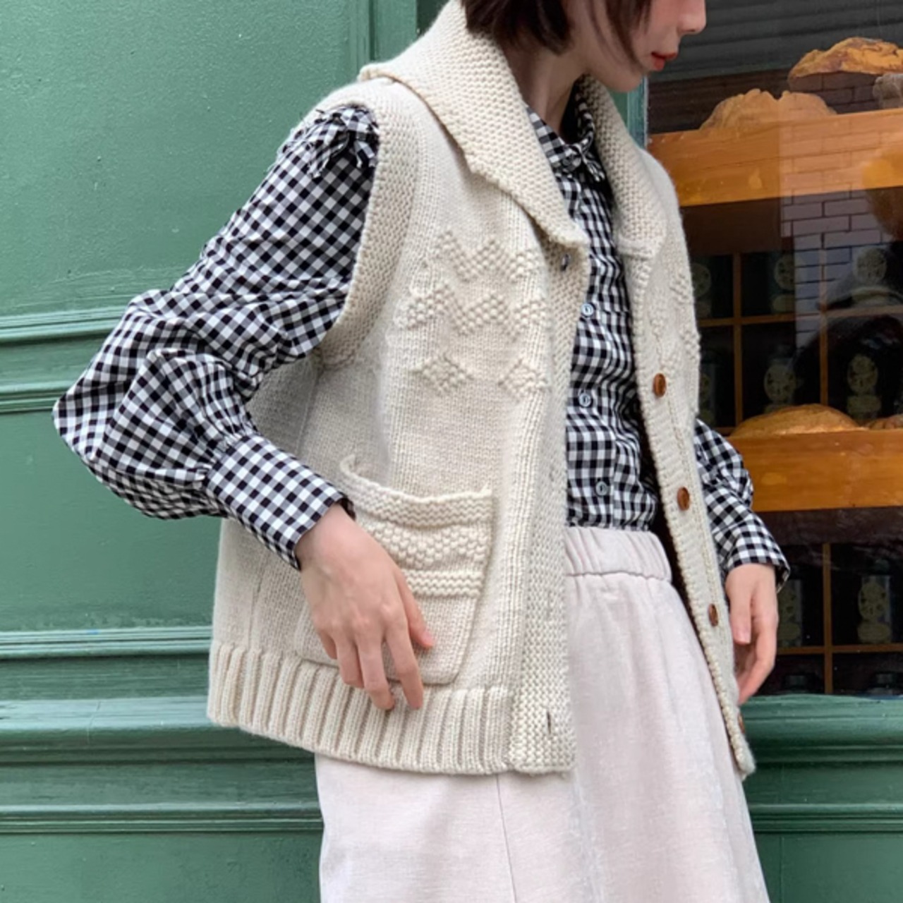 雪明かりノルディックを纏うVネックベスト《W0227》