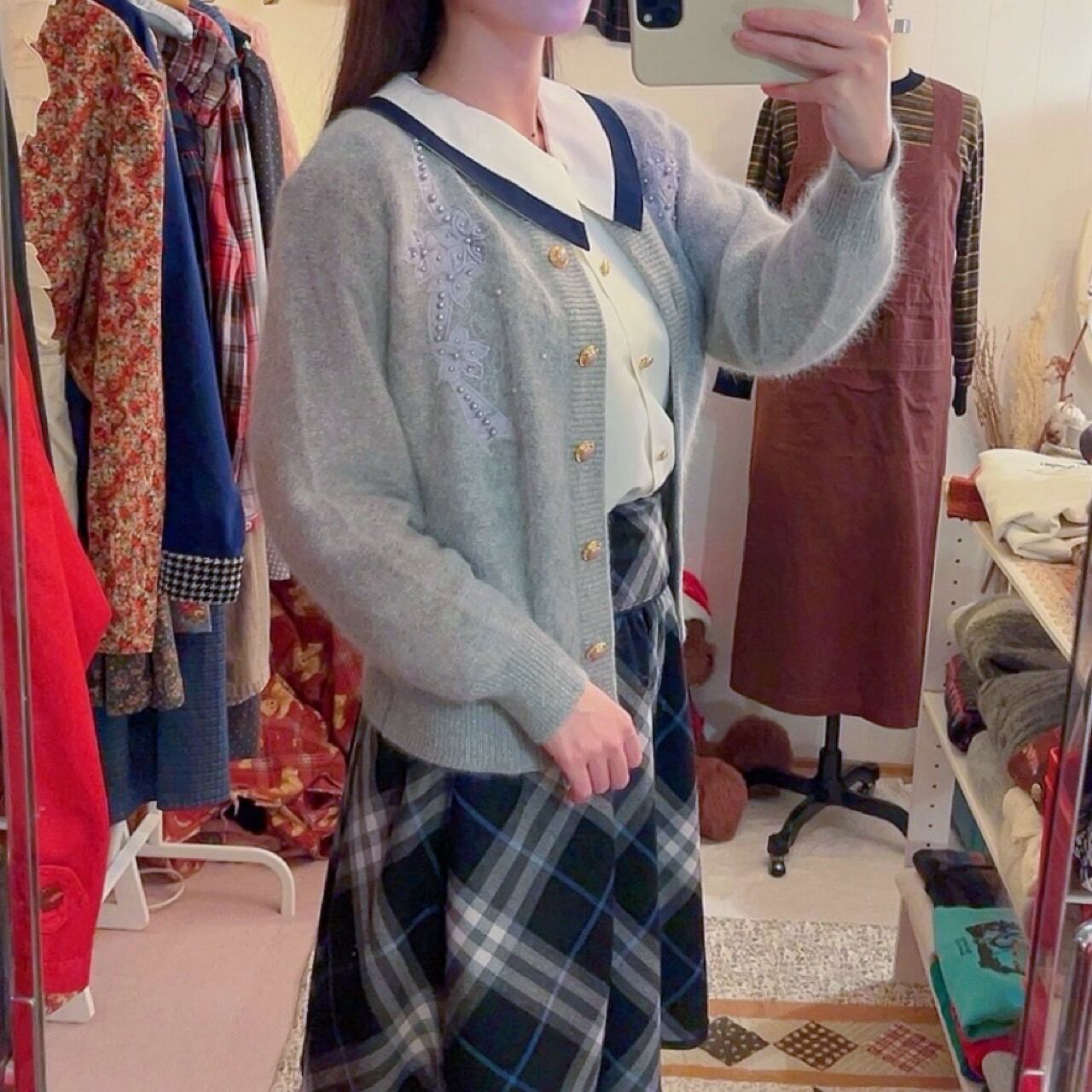 gray flower beads knit cardigan