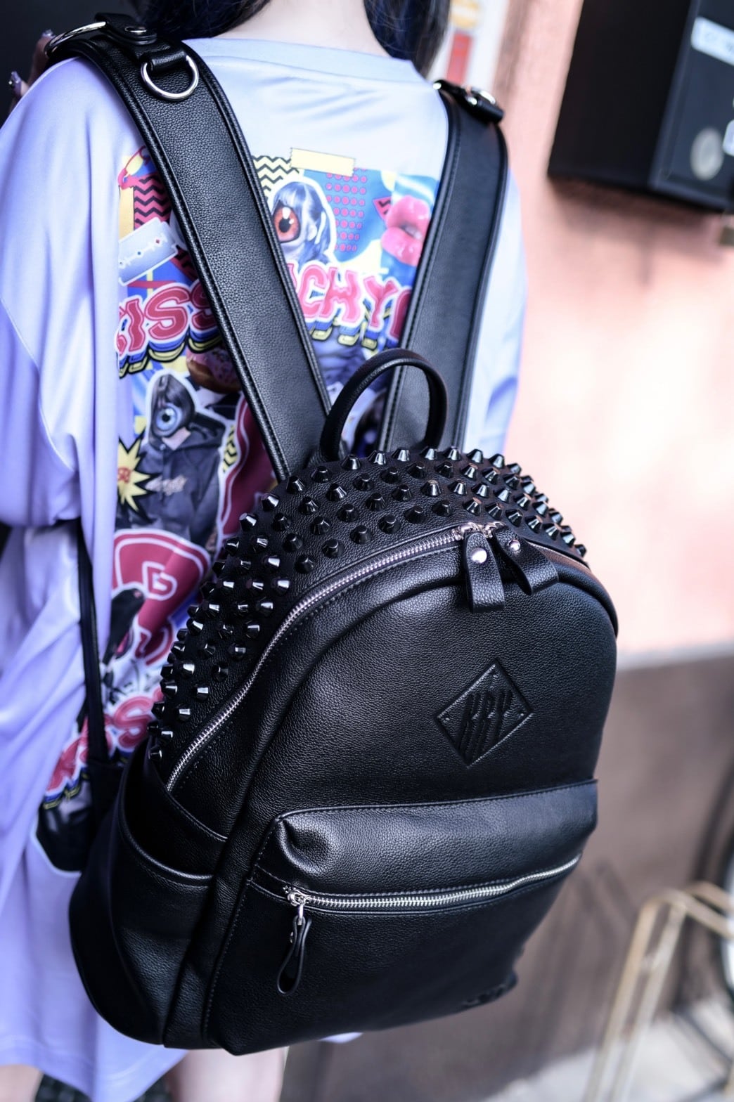シンプルでおしゃれ KRY clothing「BACKPACK」ブラックスタッズ 完売品