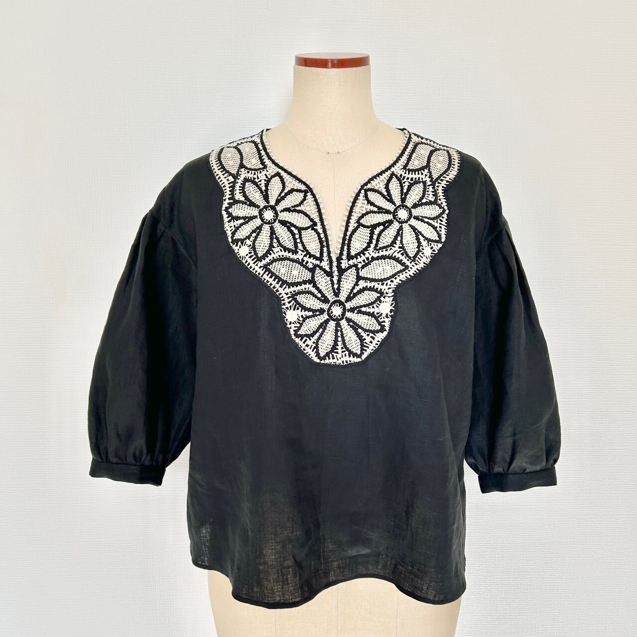 ブラジリアン 手編み ニードルレース リネン七分袖ブラウス 黒