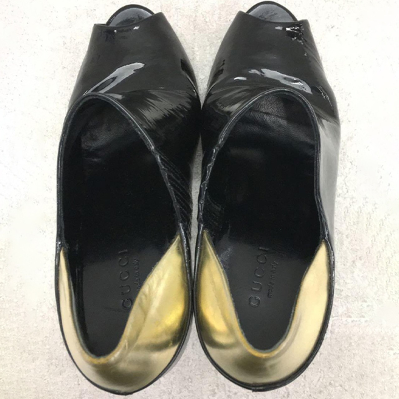 GUCCI(グッチ)ツートンカラーパンプス/ブラック