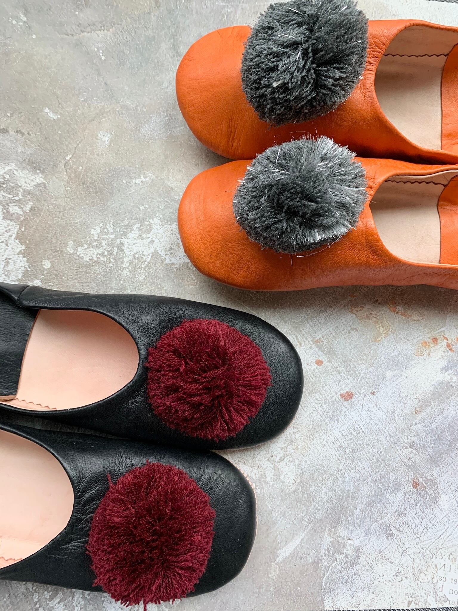 モロッコポンポンバブーシュ(ブラック)