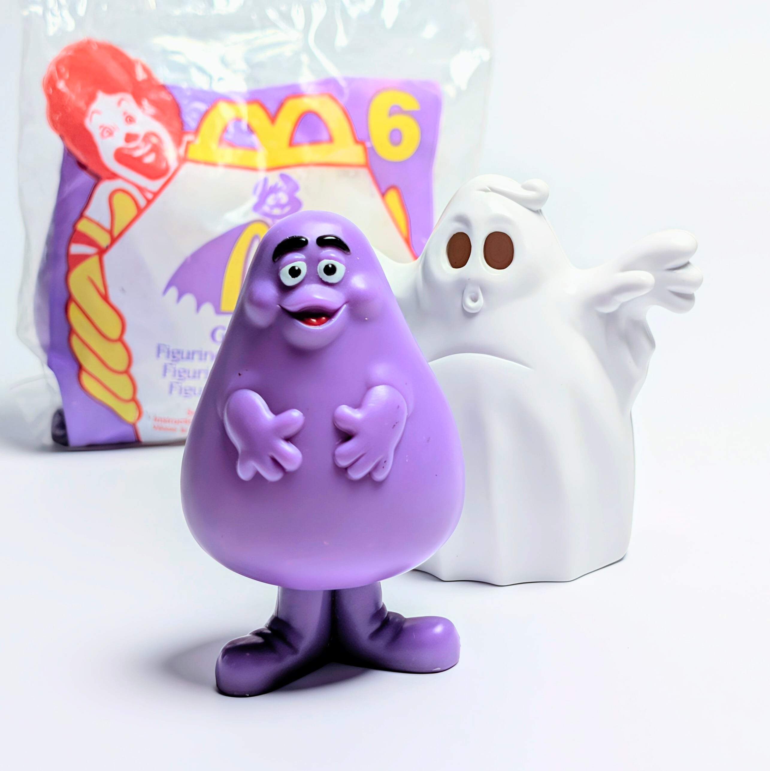 ☆ VINTAGE 1995☆【 McDonald's  ( マクドナルド ) 】1995年海外マクドナルドミールトイ / ハロウィンシリーズ『 What am I going to be for HALLOWEEN? 』Grimace グリマス・スプーキーゴースト / ハッピーミール 〚アメリカン雑貨 アメトイ〛