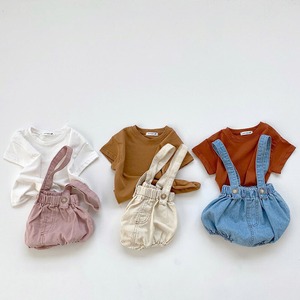 【BABY】無地半袖シャツ　夏服　tシャツ