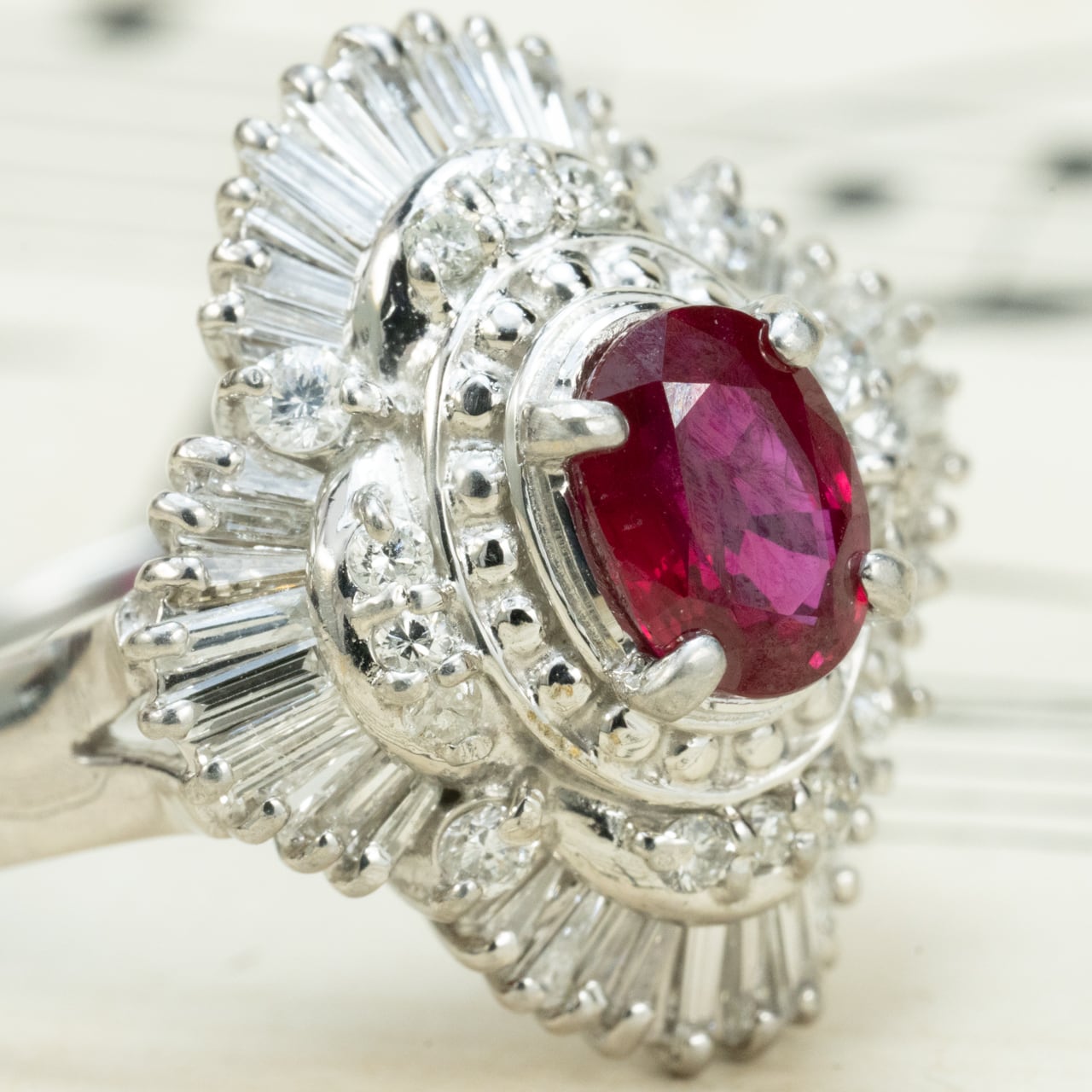 【日本のザマスリング】昭和レトロでデラックスな指輪☆彡 Pt900 ルビー0.92 D0.76 NOR00697