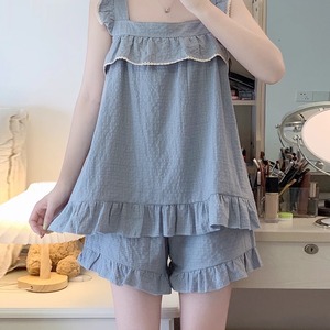 【送料無料】 パジャマ 2色 ナイトウェア ルームウェア トップス Tシャツ タンクトップ パンツ ボトム ショートパンツ ノースリーブ ラウンドネック Aライン フレア プルオーバー フリル 薄手生地 可愛い シンプル カジュアル 華やか おしゃれ お洒落 主役級 こなれ感 フェミニン ガーリー ラグジュアリー 無地 夏 レディース 女性用 ママ 10代 20代 部屋着 普段使い ファッション コーデ スタイル 楽ちん 体型カバー 垢抜け 美脚 脚長 定番 リラックスタイム