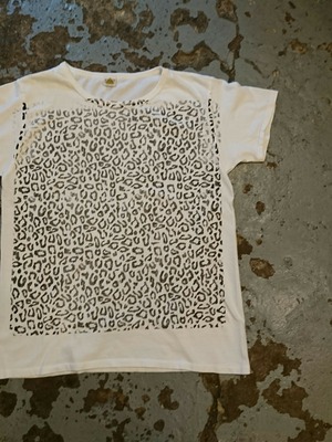 FILTH MART "LEOPARD PRINT TEE" White Color
