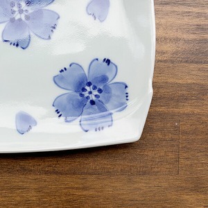 波佐見焼　花だより　渕取角皿 21-057