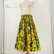 フラダンス 衣装 パウスカート イエロー系 ハイビスカス柄 プルメリア柄 花柄 植物柄 ハワイアンプリント ハワイアン アロハ フラ ダンス レッスン 練習 ハワイアンダンス シングル スカート フレア 黄 緑 グリーン系 華やか 鮮やか かわいい おしゃれ 大人っぽい ダンス衣装 練習着 レッスンウェア
