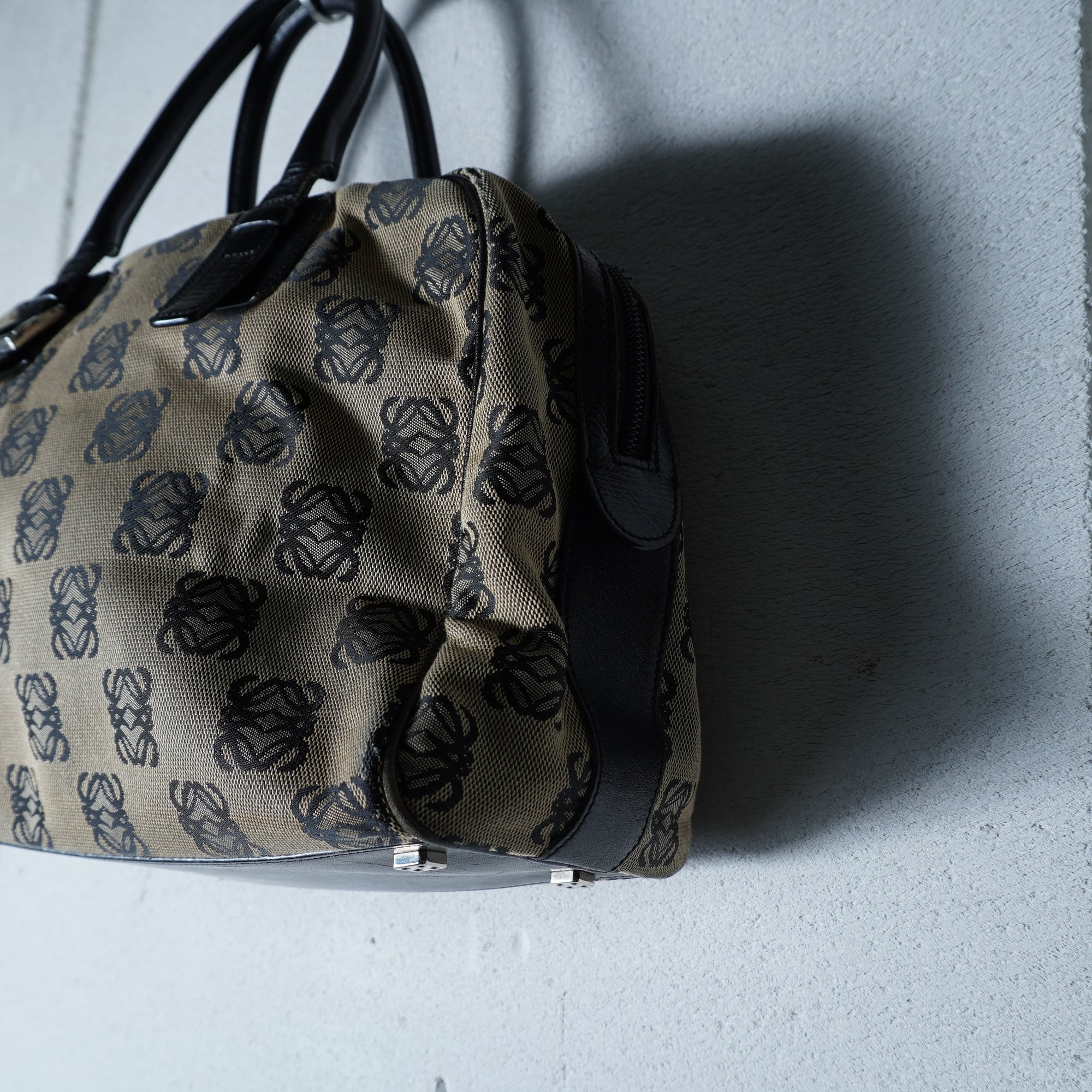 LOEWE ロエベ　アナグラム　ハンドバッグ　総柄 LOEWE】ロエベ アナグラムロゴ総柄レザー切替 キャンバスハンドバッグ