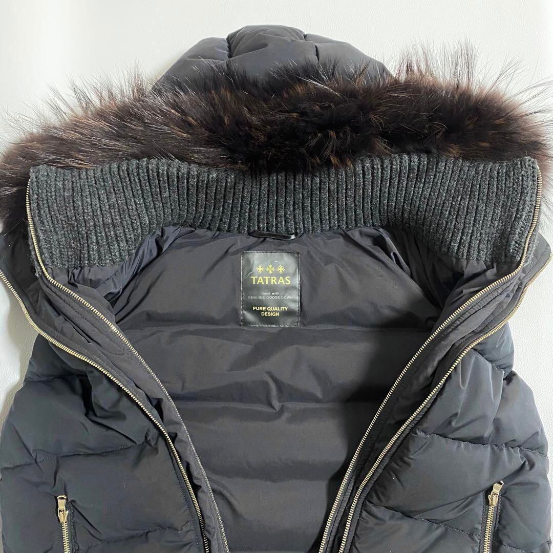 TATRAS / SAVONAROLA ダウンベスト ラクーンファー ブラック 【公式通販】