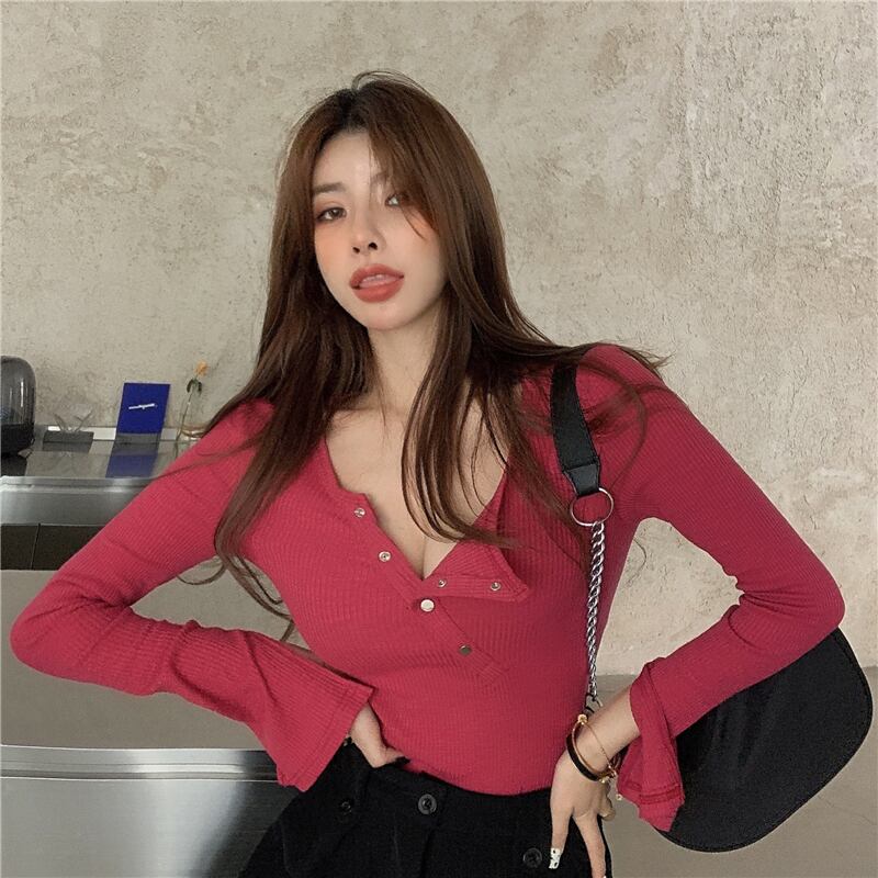 Tシャツ シャツ ショートニットレディーススプリングレッドトップス ロング 春物 ブラックストロベリース78555219324