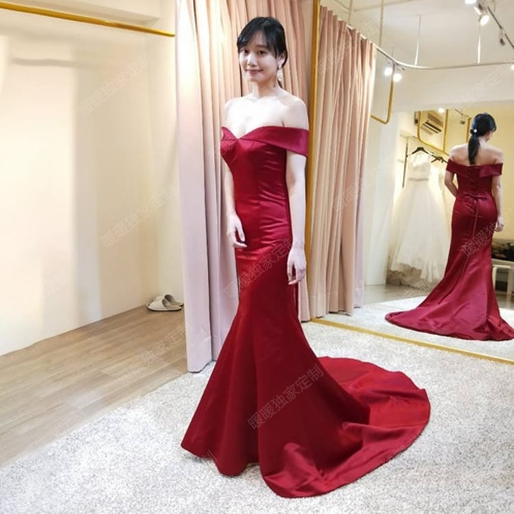 赤キラキラロングドレス♪オフショルダー - スーツ・フォーマル・ドレス
