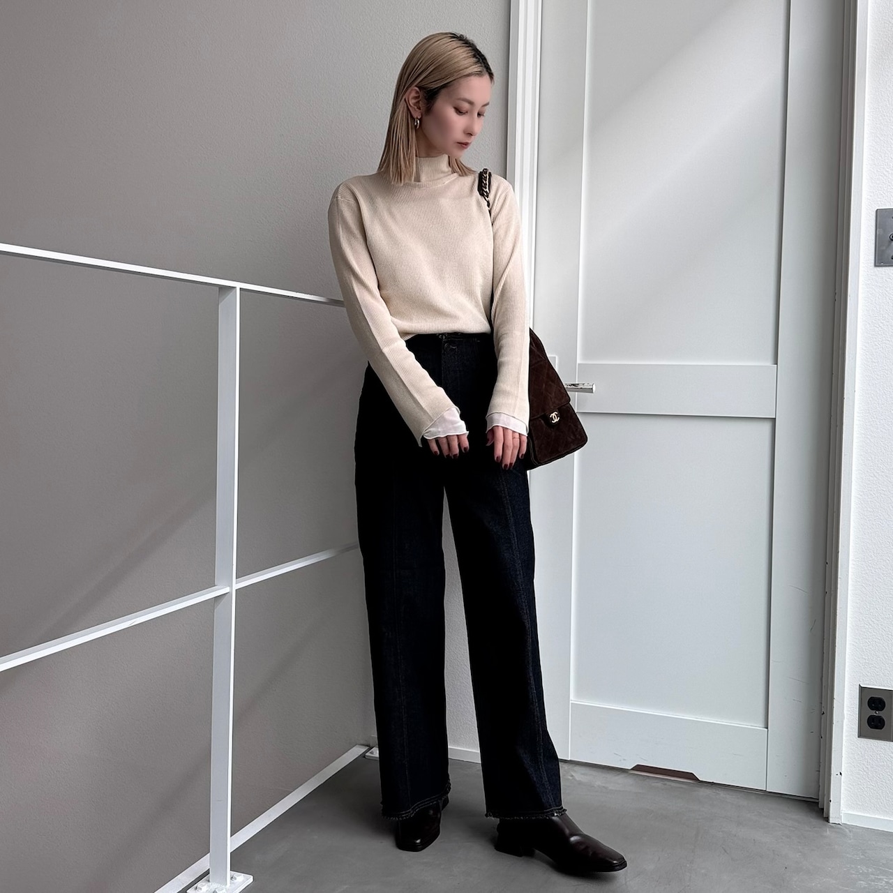 袖レイヤードラメリブタートルCS/アイボリー