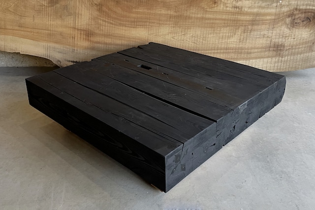 古材 墨染め 梁 コーヒーテーブル / Reclaimed Black Beam Coffee Table