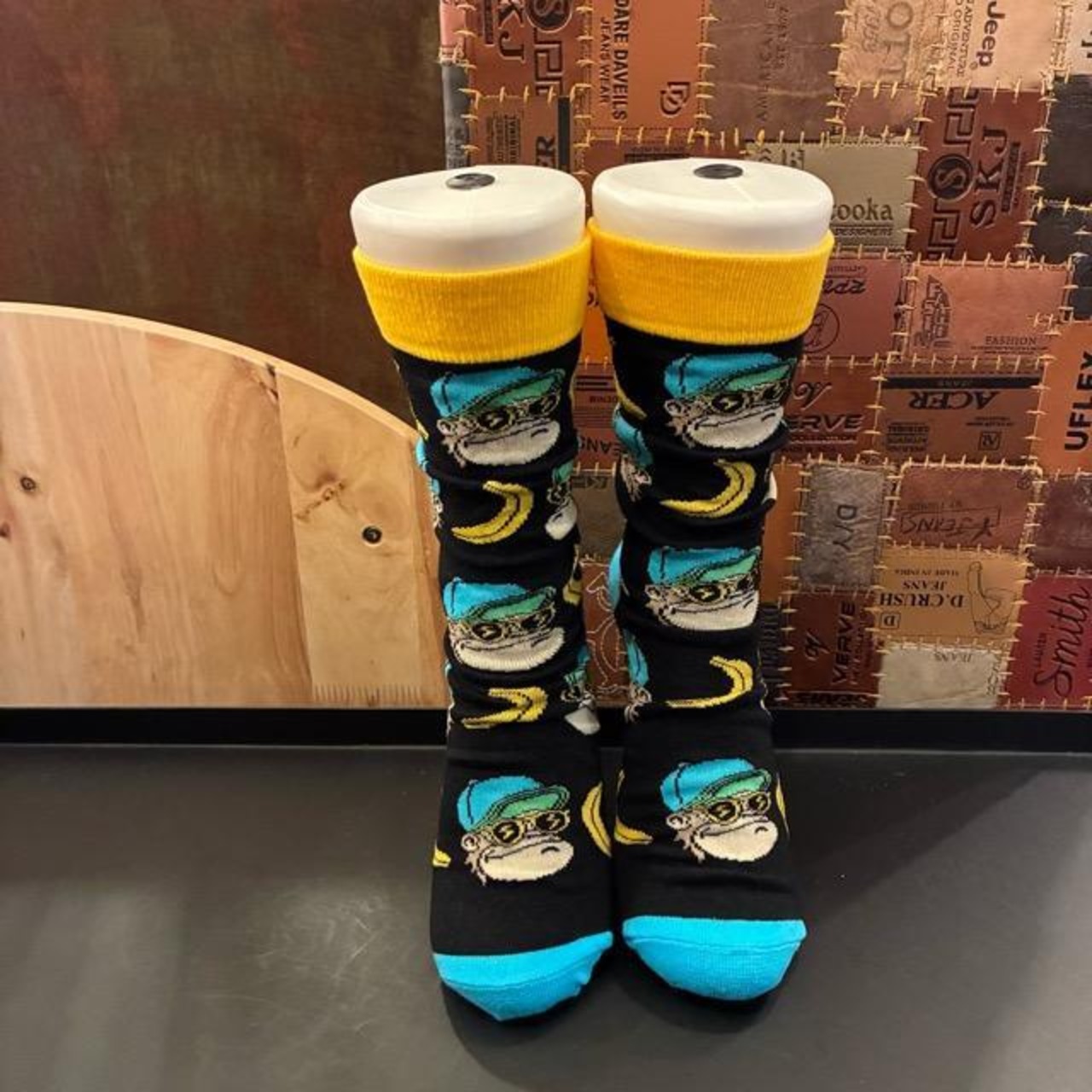 TOPANGA SOCKS Lady's　Art Socks Funky Monkey Black