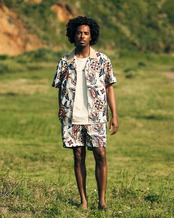 【SUNS】PAISLEY PATTERN OPEN COLLAR SHIRTS［RSS025］