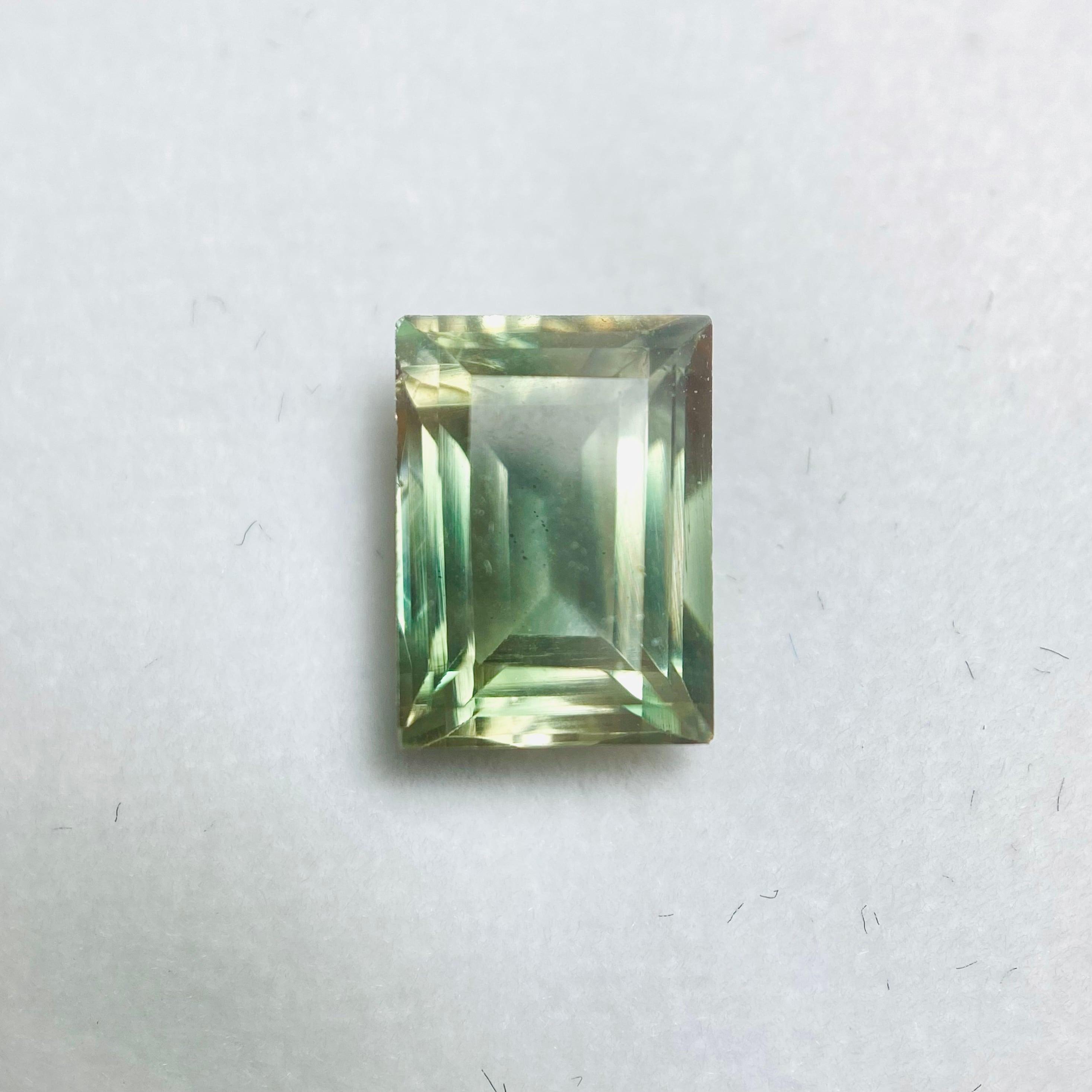 爽やかグリーン オレゴンサンストーン