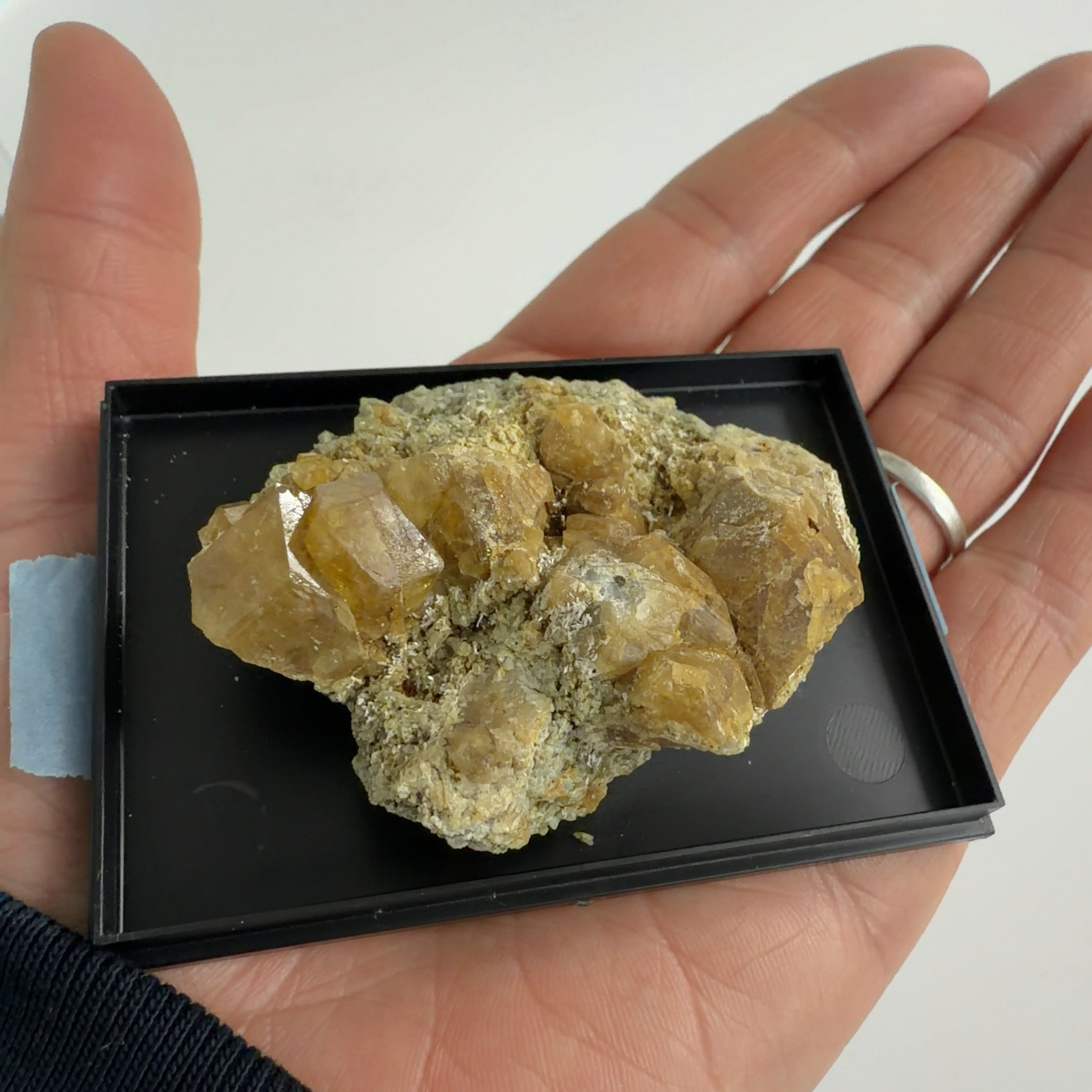 ⭐ガーネット（柘榴石） | クリスタル・ワールド御徒町店