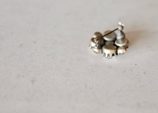 フランス 透明星と多面角ガラスの宝石ブローチb アンティーク