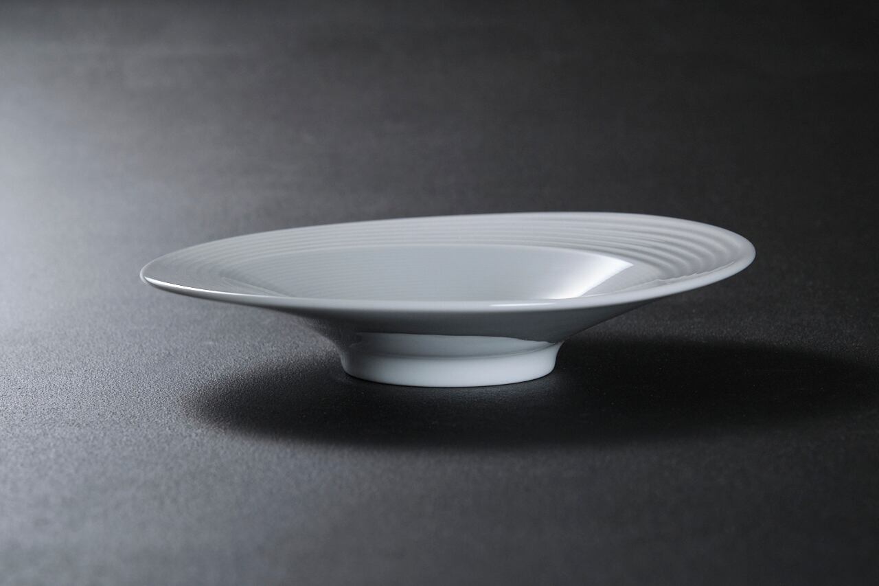 [4枚セット] Vista Alegre オームーン ディープルナプレート Vista Alegre オームーン ディープ ルナプレート φ20.0×H4.4cm